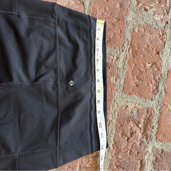 Tavi 7/8 Tie Waist Pocket Tight Leggings Yoga Pants Black Size Large - Picture 14 of 16